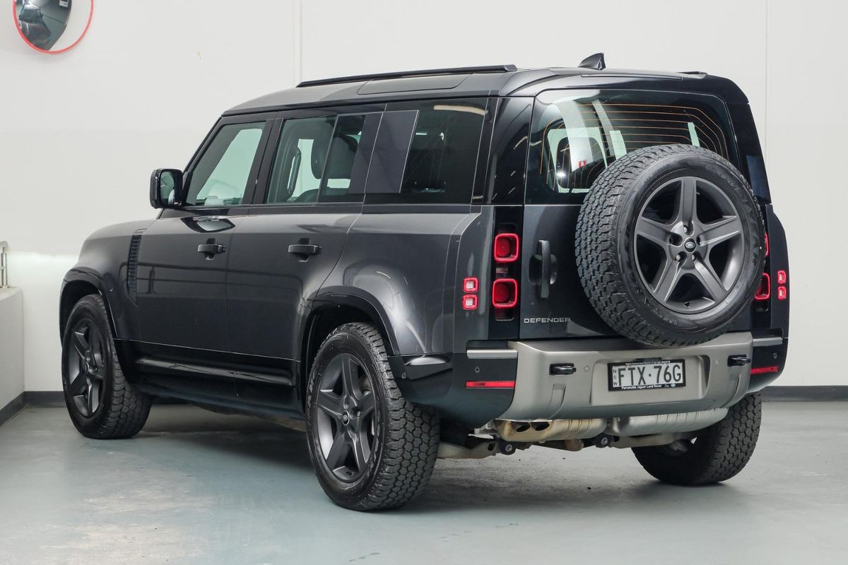 2025 Land Rover Defender 110 D350 X-Dynamic SE L663