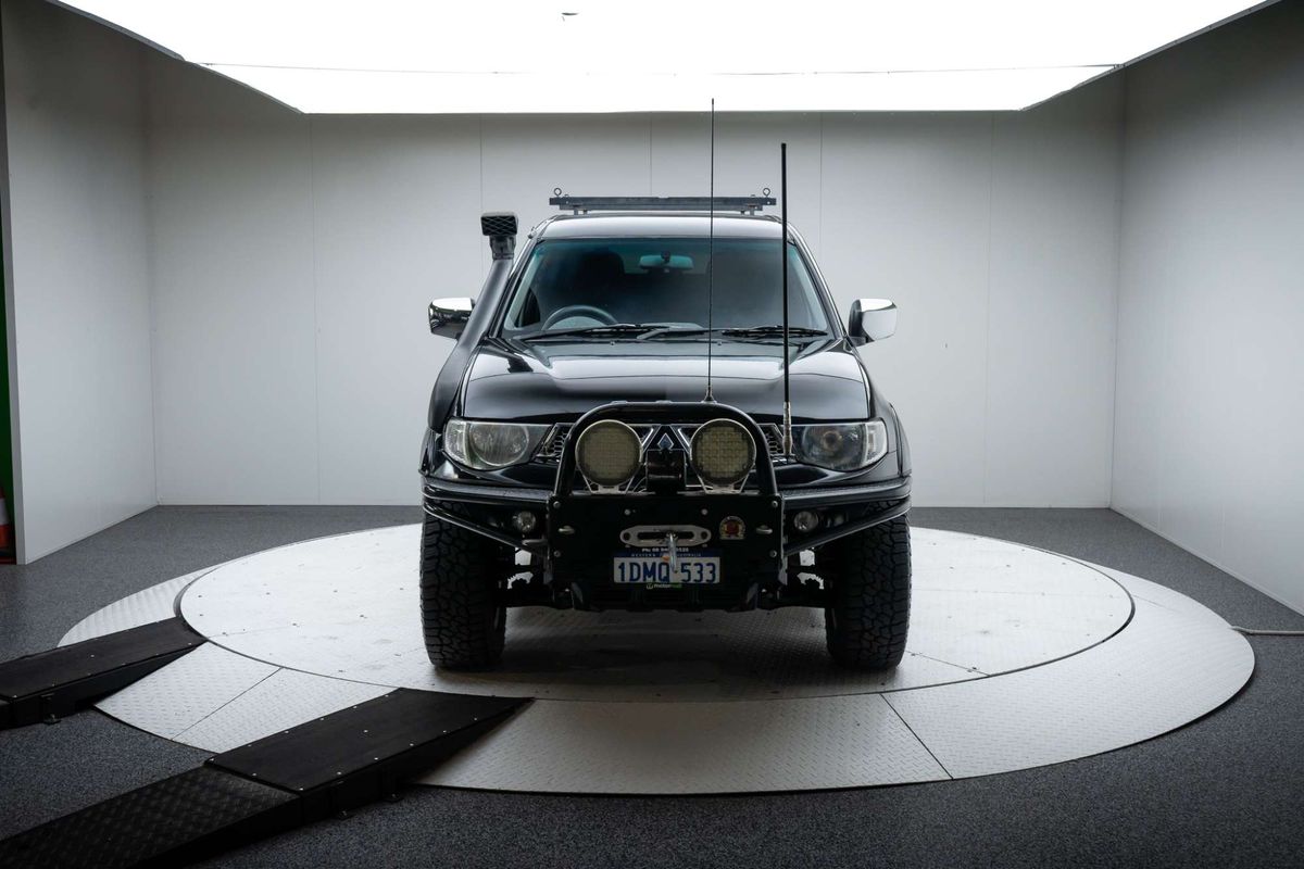 2010 Mitsubishi Triton GLX-R MN 4X4