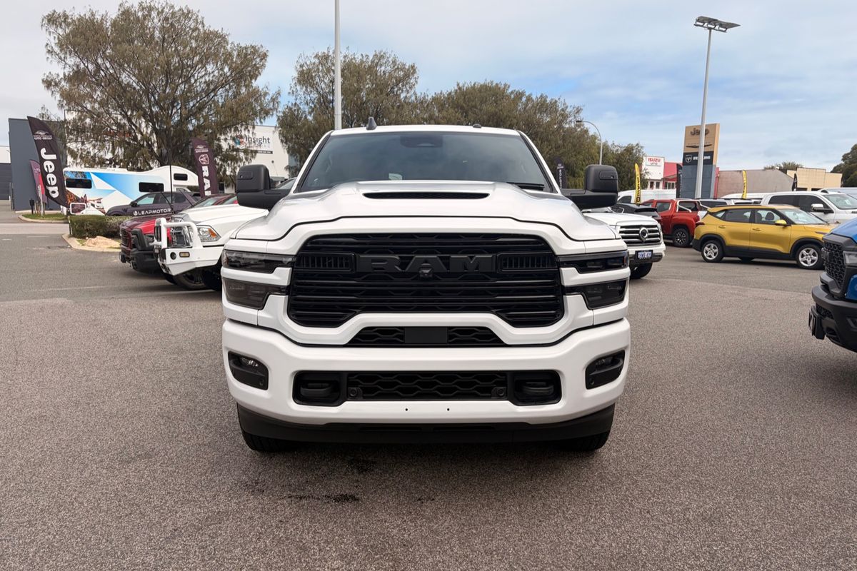 2026 RAM 2500 Laramie Rambox DJ 4X4