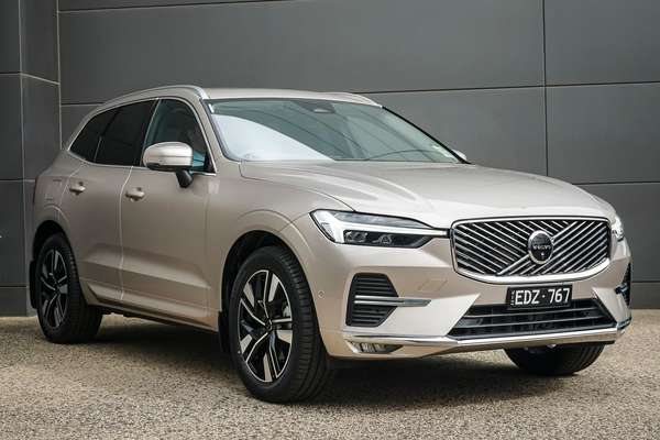 2026 Volvo XC60 Plus B5 Bright