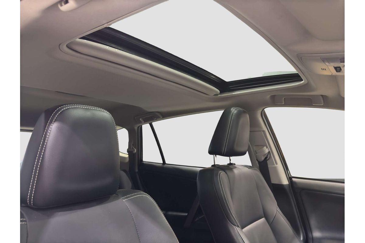 2017 Toyota RAV4 Cruiser ASA44R image 21