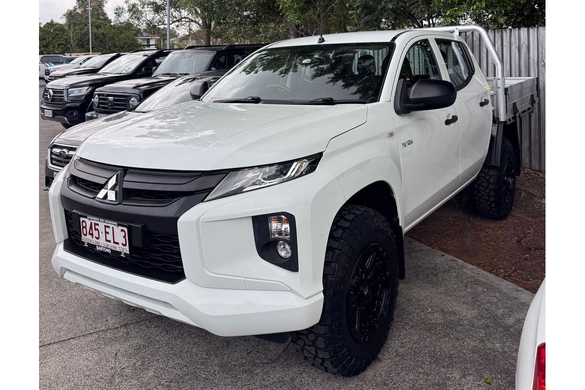 2021 Mitsubishi Triton GLX MR 4X4