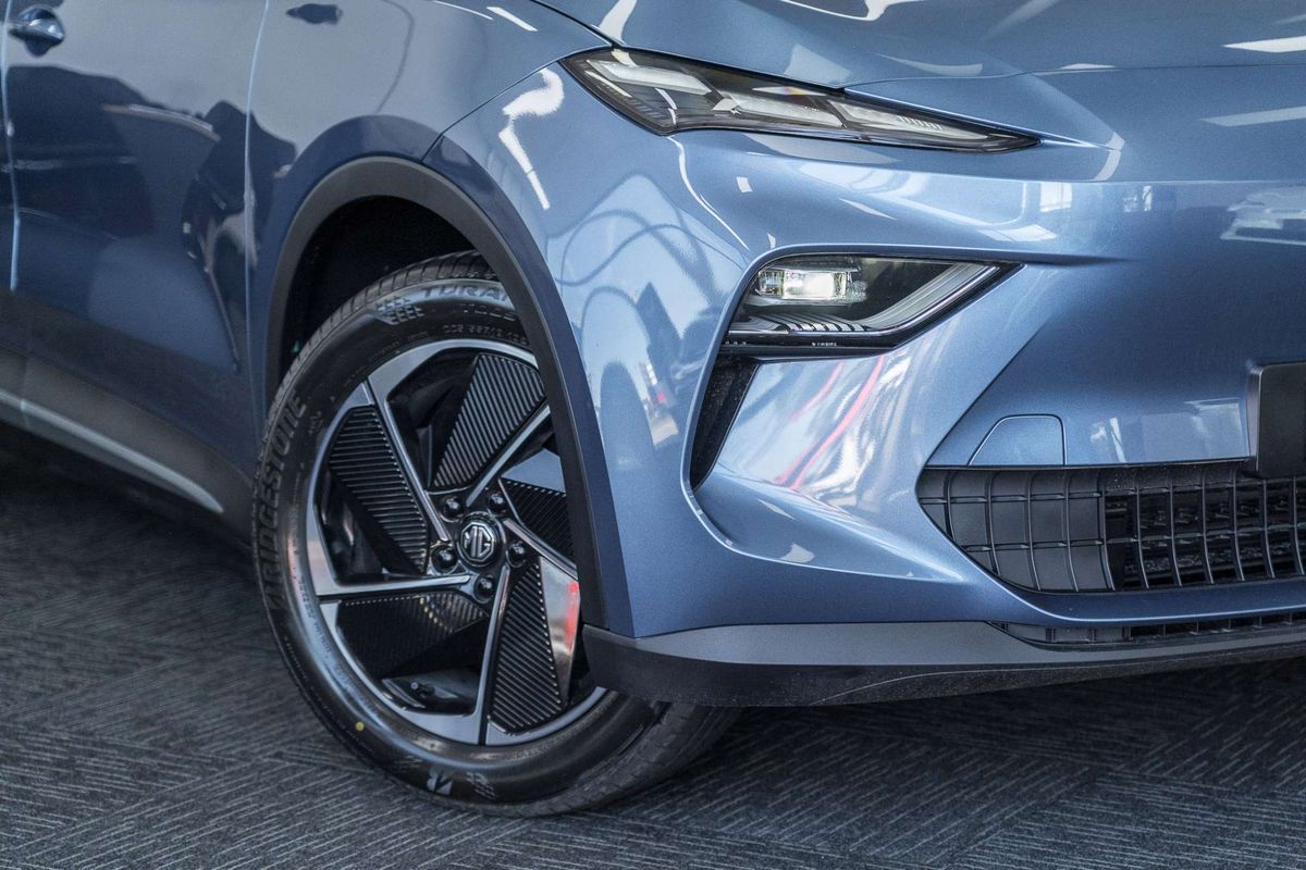 2025 MG MGS5 EV Essence 62 ZS3EM