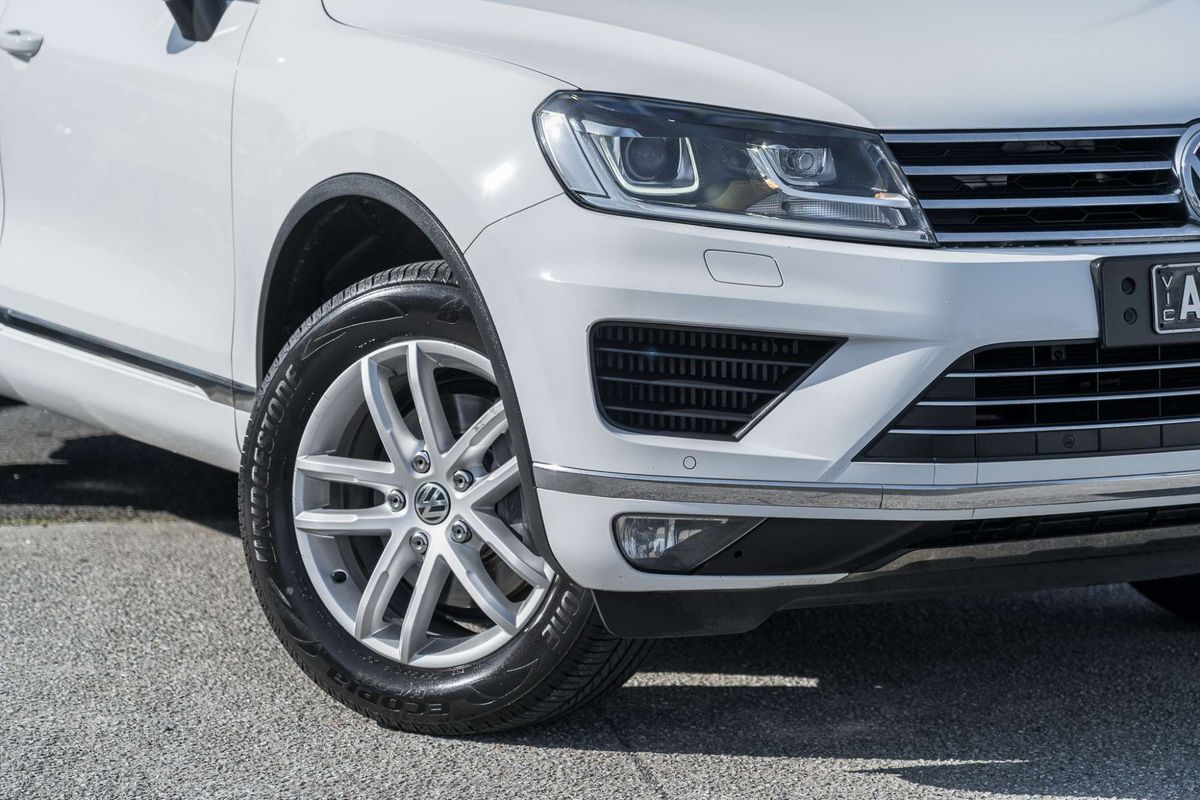 2015 Volkswagen Touareg 150TDI Element 7P