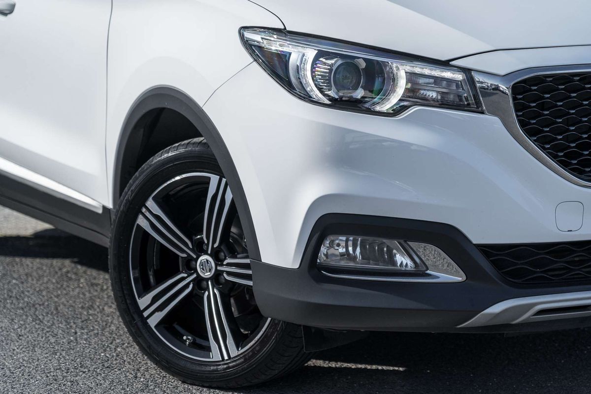 2018 MG ZS Essence AZS1