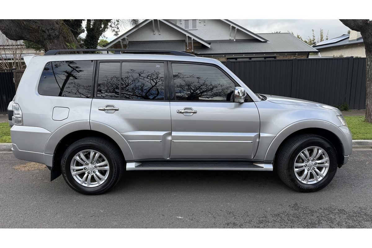 2018 Mitsubishi Pajero Exceed NX