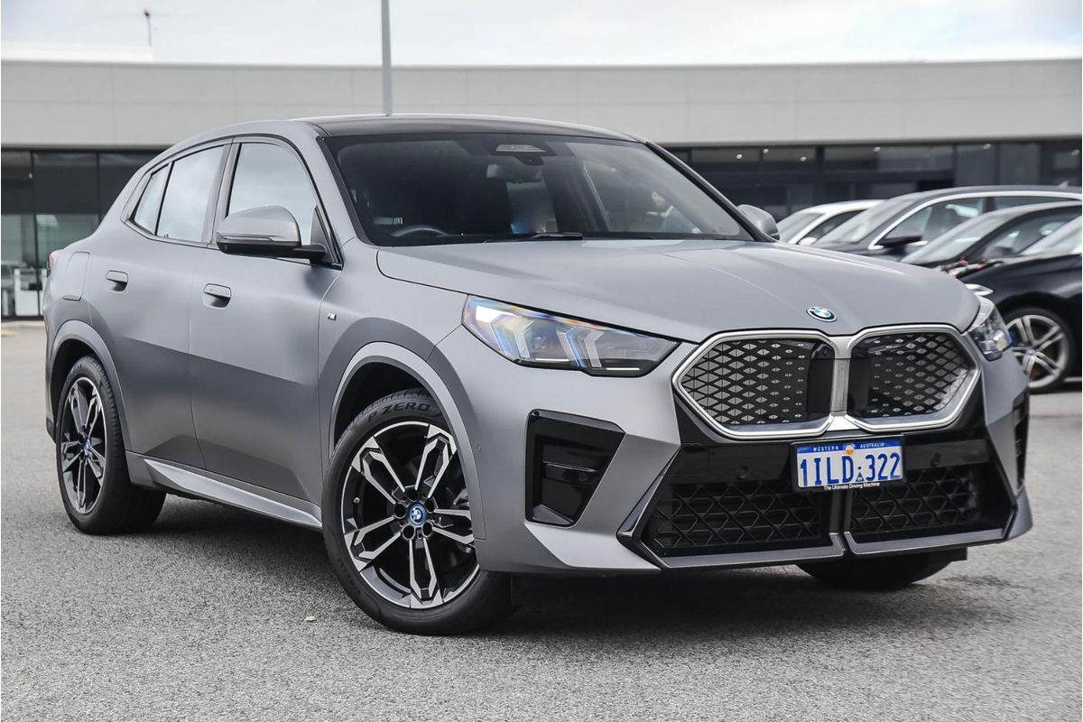 2024 BMW iX2 xDrive30 M Sport U10
