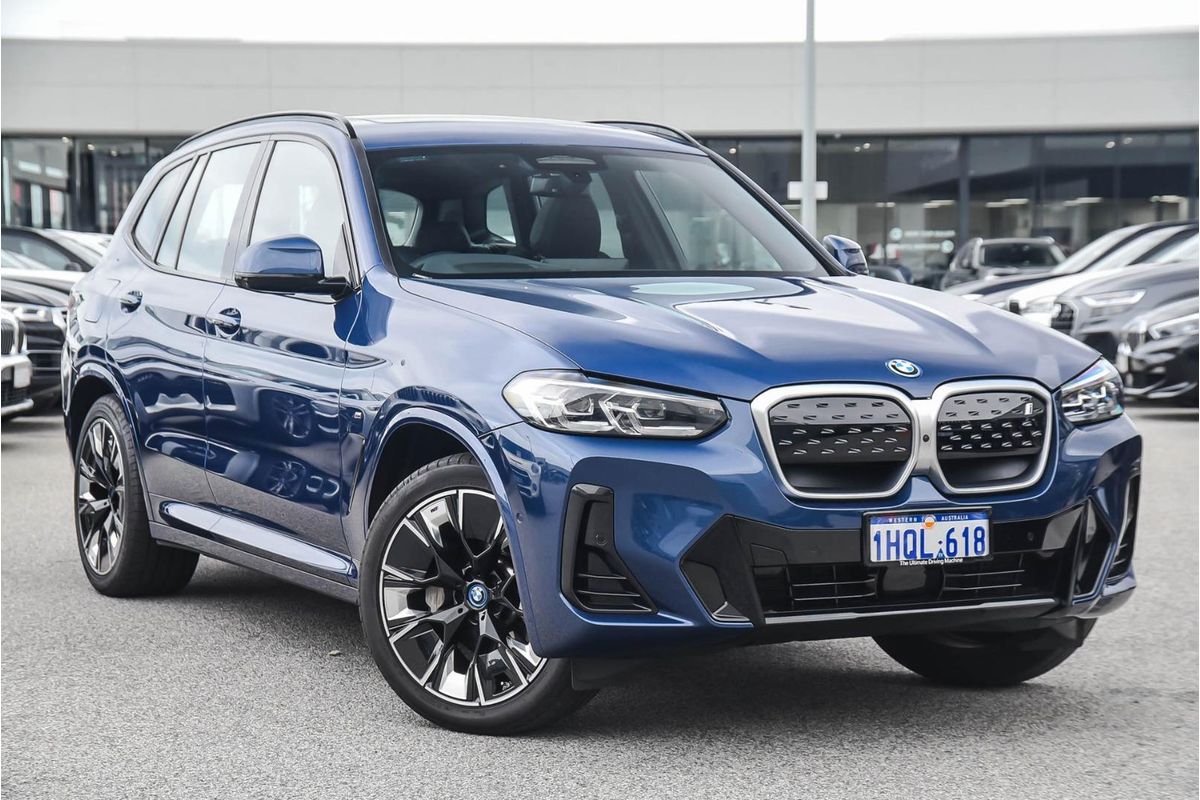 2022 BMW iX3 G08