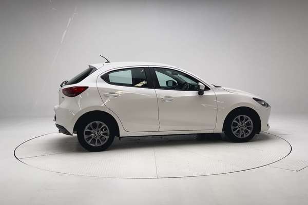 2021 Mazda 2 G15 Pure DJ Series thumb-8