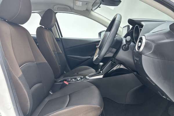 2021 Mazda 2 G15 Pure DJ Series thumb-12