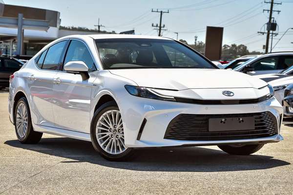 2025 Toyota Camry Ascent AXVH80R
