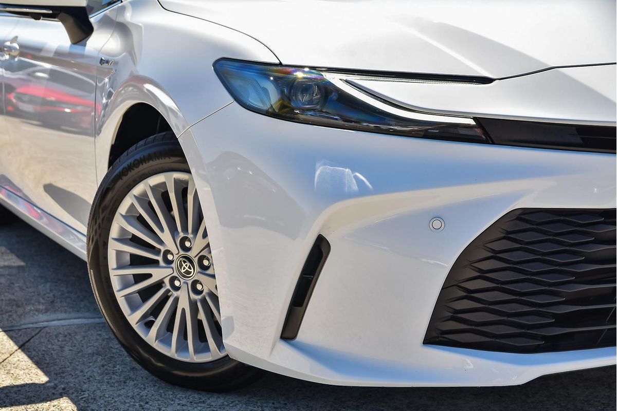 2025 Toyota Camry Ascent AXVH80R