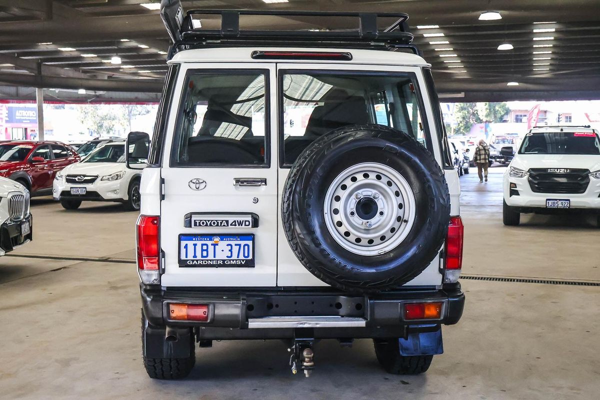 2023 Toyota Landcruiser Workmate VDJ76R