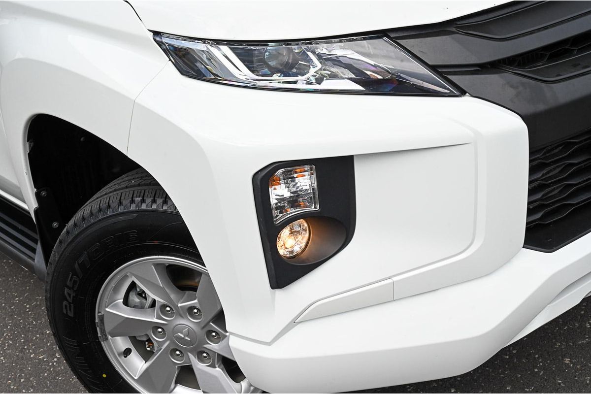 2023 Mitsubishi Triton GLX+ MR 4X4