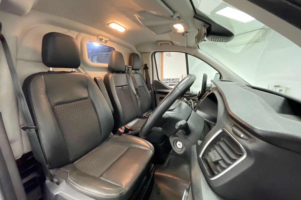 2022 Ford Transit Custom 320S Sport VN SWB Low Roof