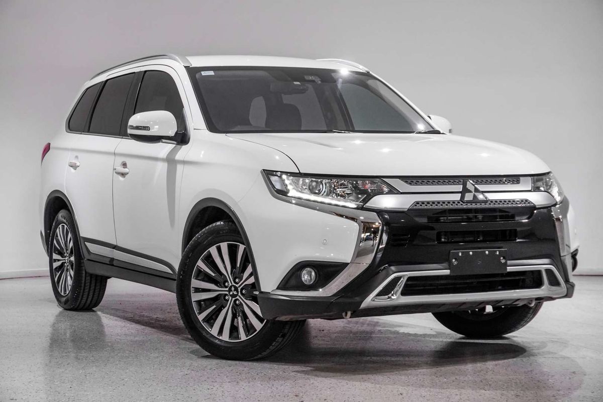 2020 Mitsubishi Outlander LS ZL