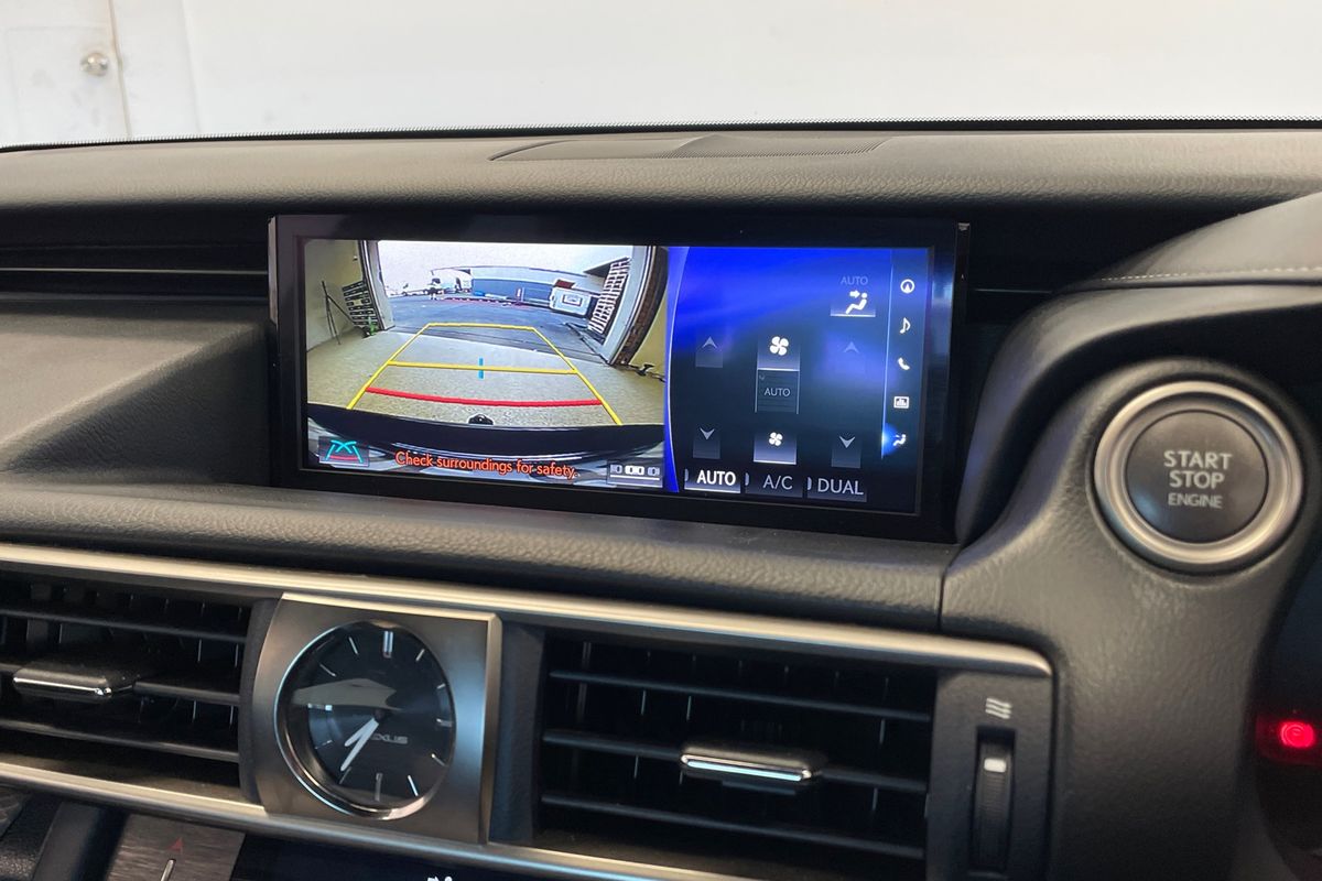 2019 Lexus IS