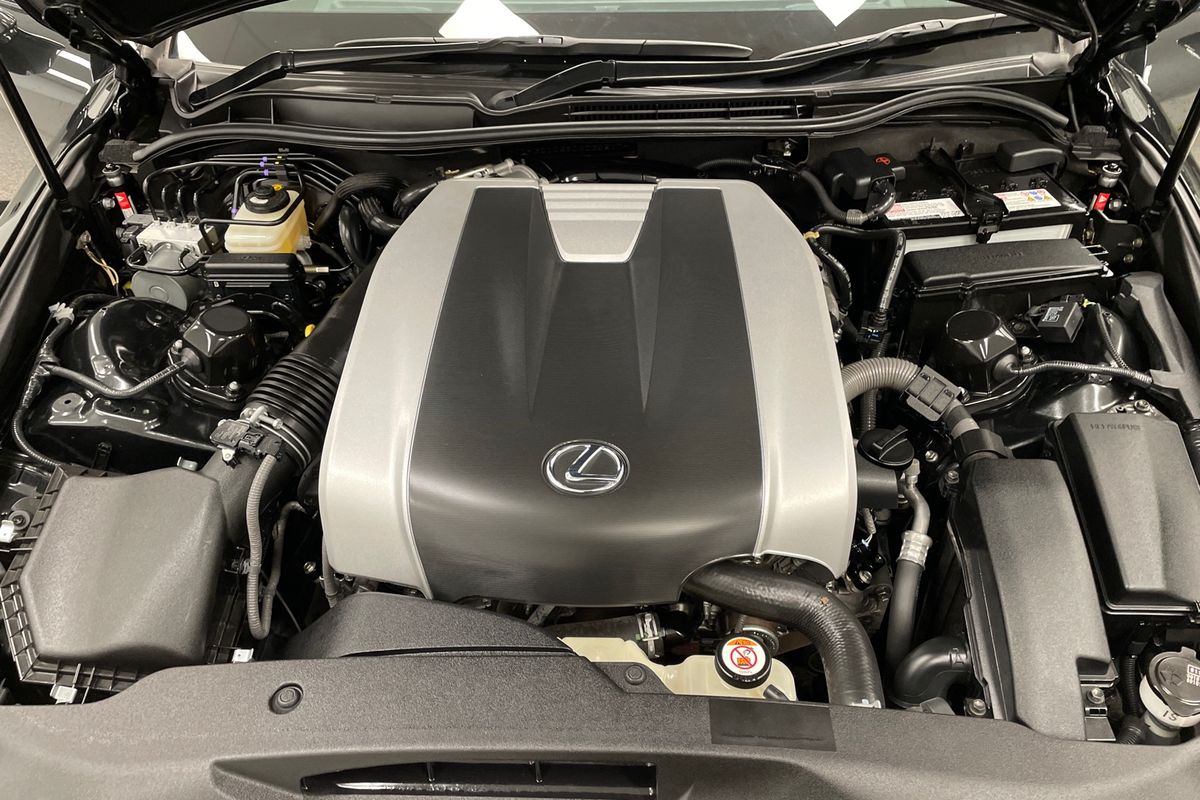2019 Lexus IS