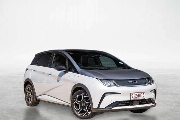 2025 BYD DOLPHIN Premium