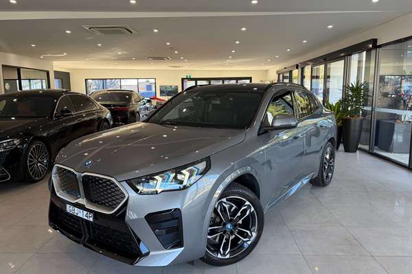 2024 BMW iX2 xDrive30 M Sport U10