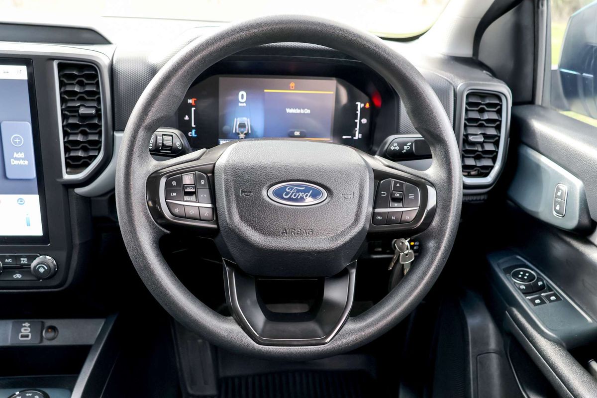2024 Ford Ranger XL 4X4 2.0L image 17