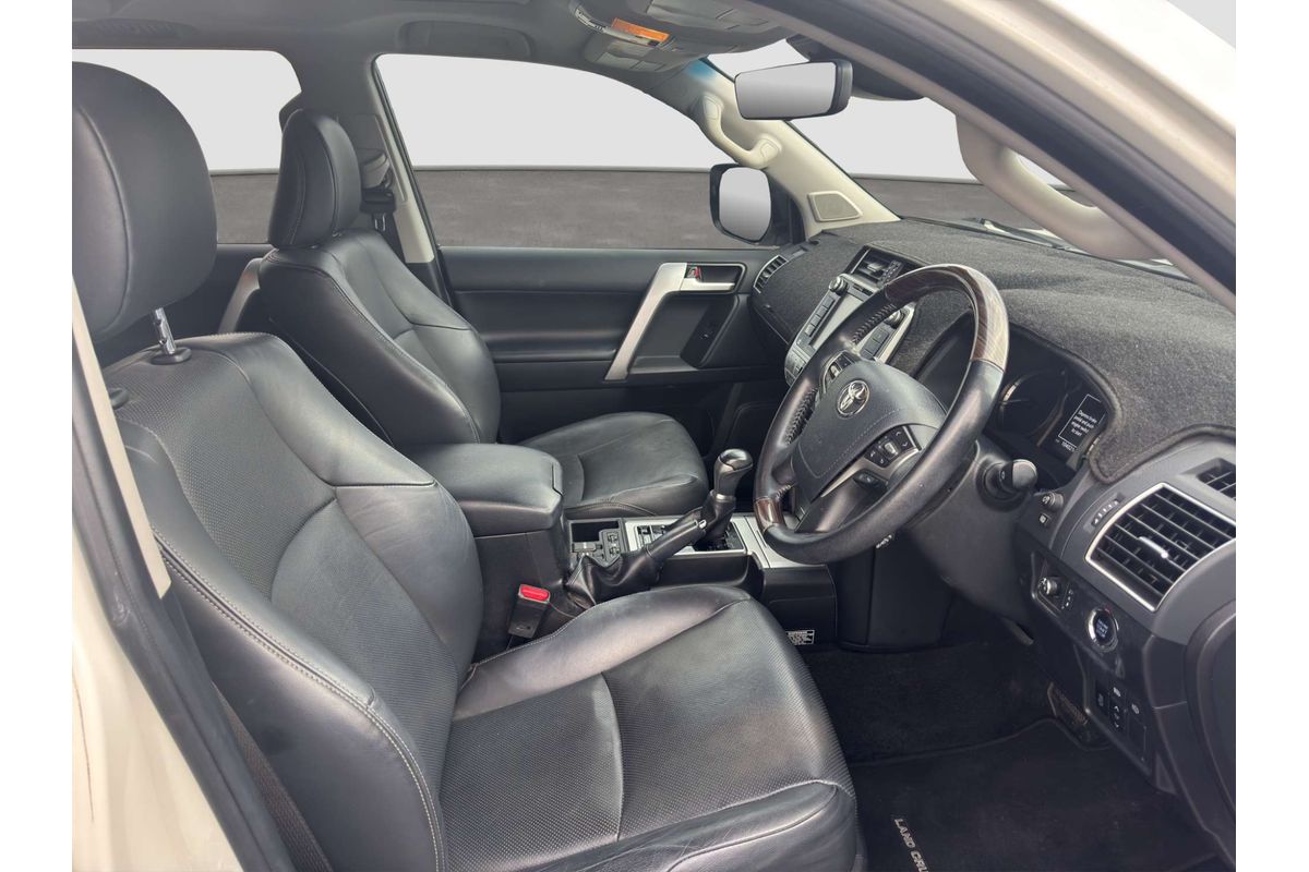 2020 Toyota Landcruiser Prado Kakadu GDJ150R image 8