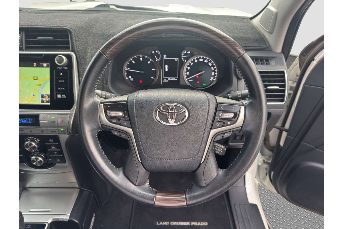 2020 Toyota Landcruiser Prado Kakadu GDJ150R image 11