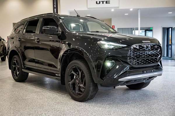 2025 Isuzu MU-X X-TERRAIN