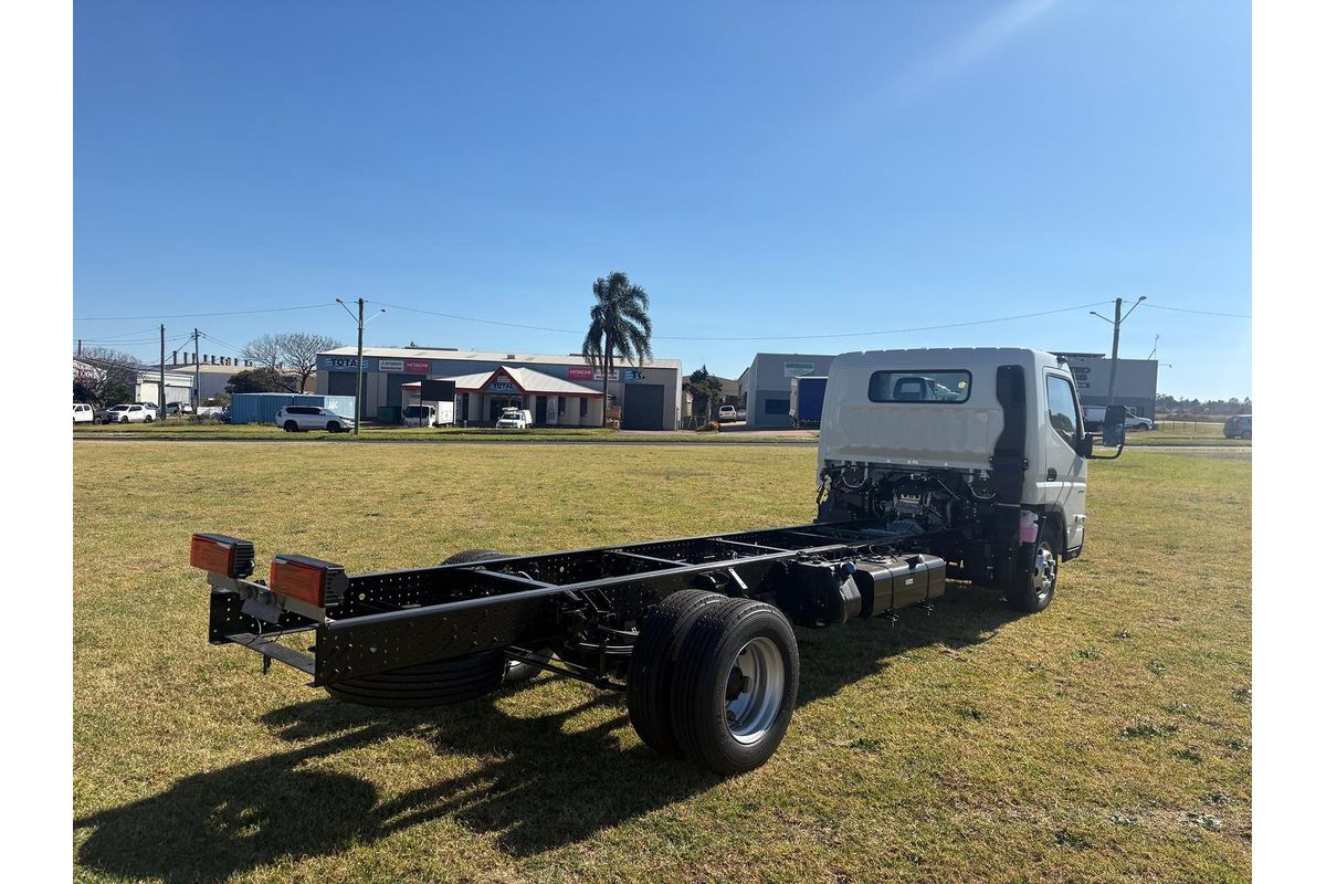2026 Fuso Canter 815 image 8