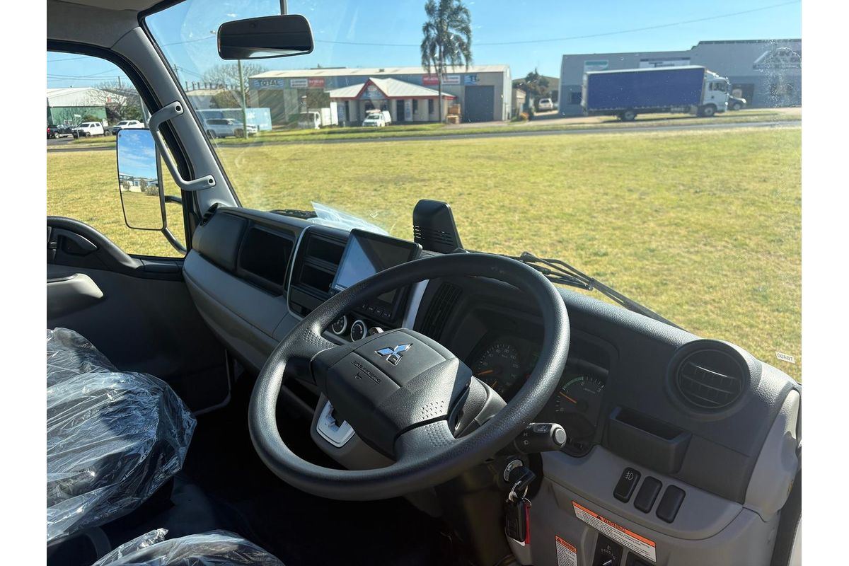 2026 Fuso Canter 815 image 13