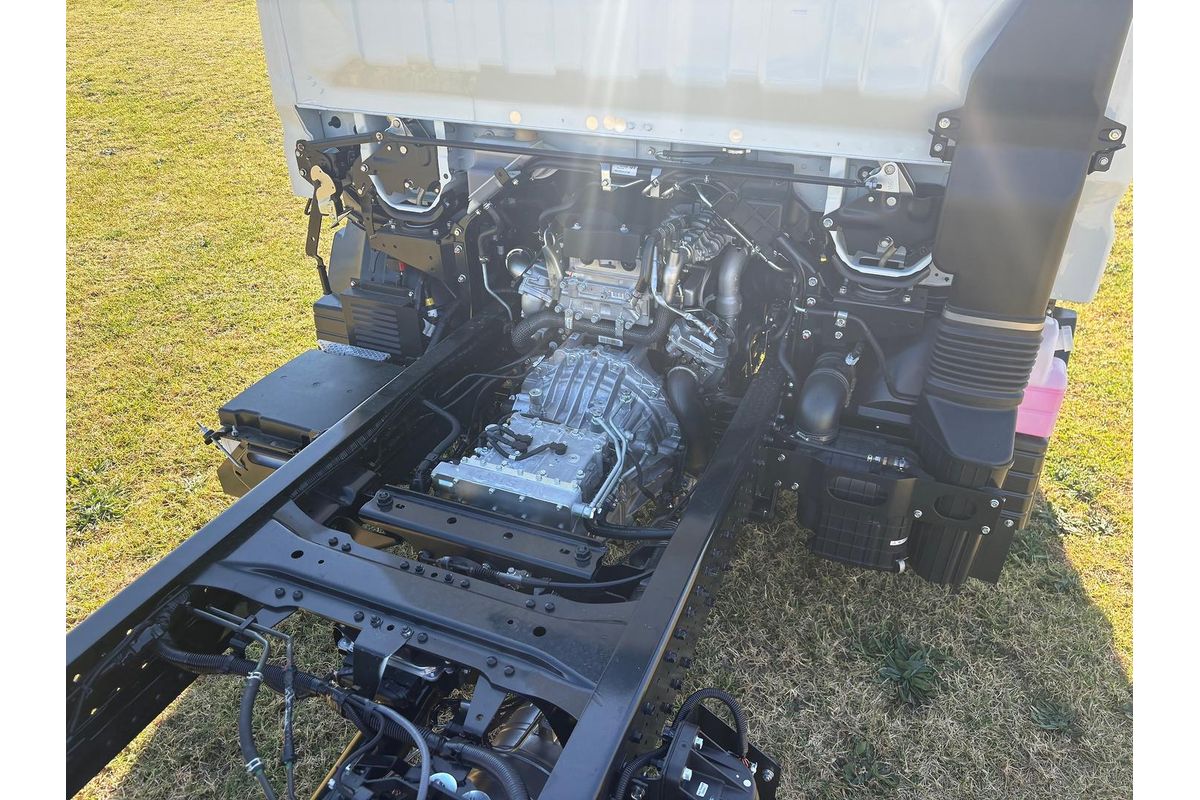 2026 Fuso Canter 815 image 19