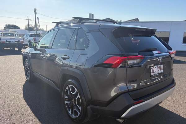 2019 Toyota RAV4 Edge AXAA54R