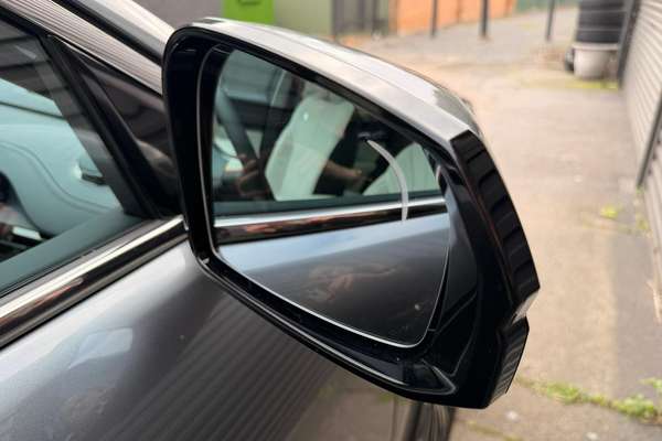 2026 Geely Starray EM-i Inspire Extended Range P145 thumb-10