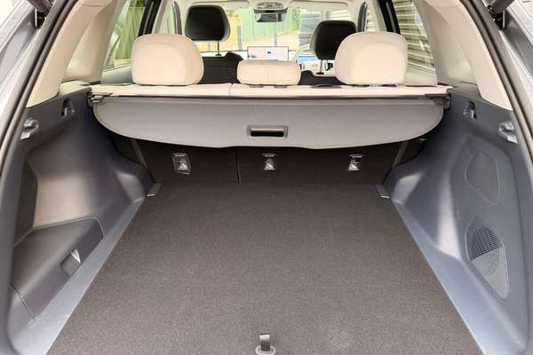 2026 Geely Starray EM-i Inspire Extended Range P145 thumb-30