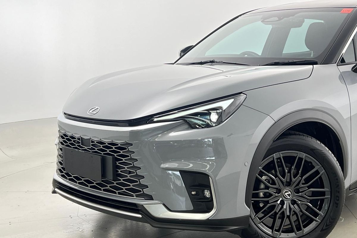 2024 Lexus LBX Sports Luxury MAYH10R