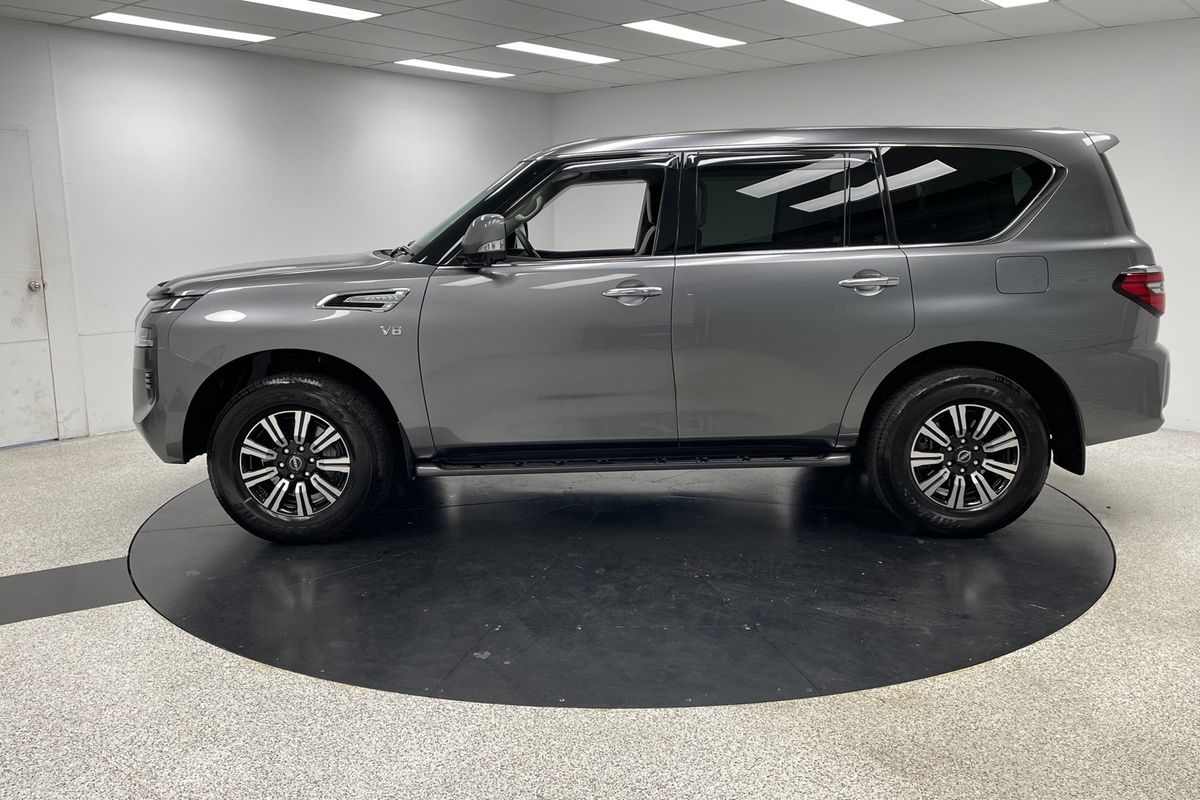 2023 Nissan Y62