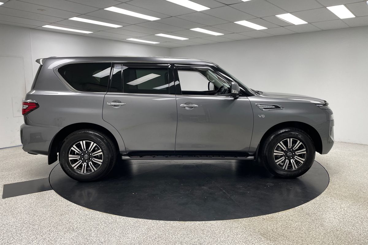 2023 Nissan Y62