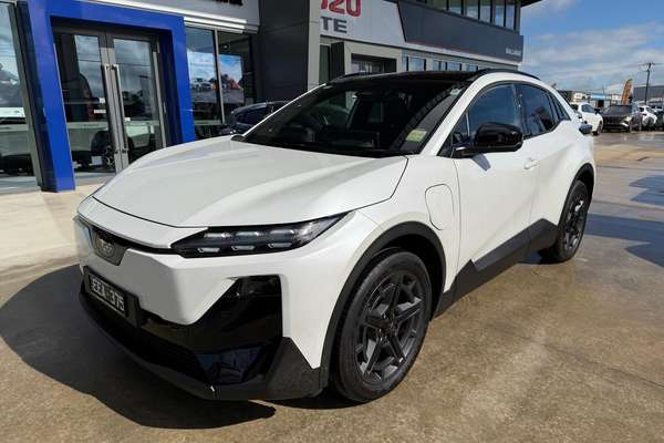 2026 Subaru Uncharted AWD E2-1