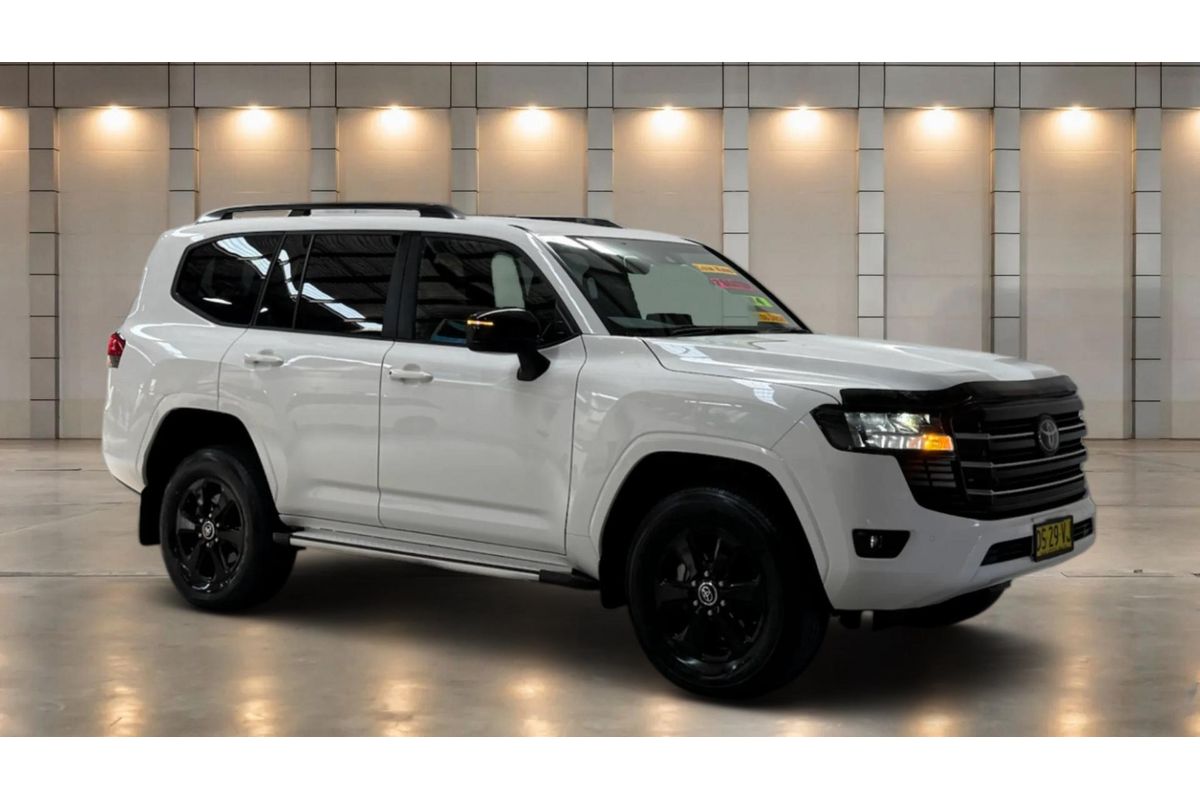 2024 Toyota Landcruiser GXL FJA300R