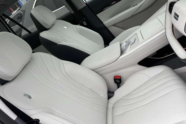 2026 Geely Starray EM-i Inspire Extended Range P145 thumb-9