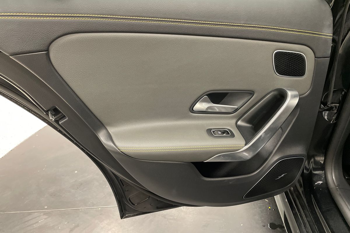2021 Mercedes-Benz Unknown