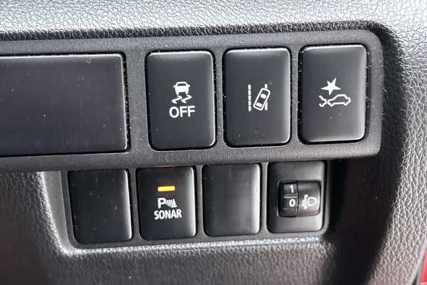 2019 Mitsubishi Eclipse Cross ES YA thumb-17