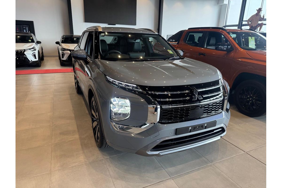 2026 Mitsubishi Outlander Exceed ZM