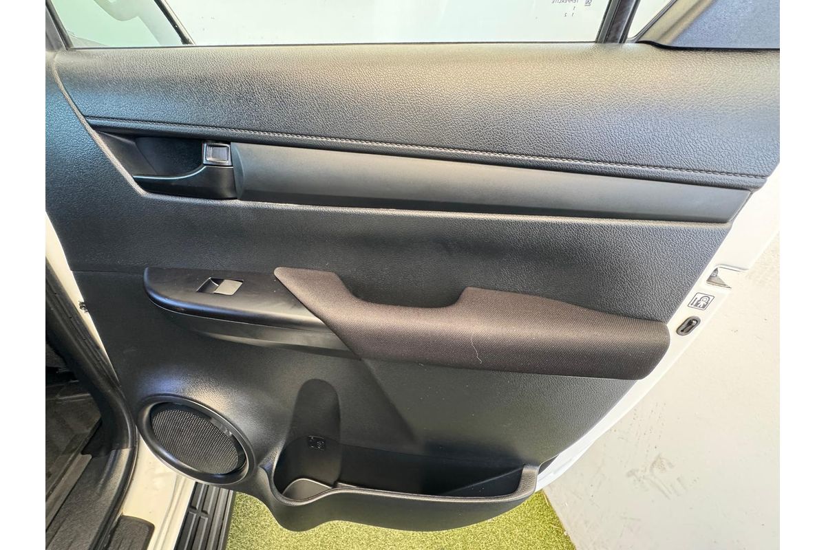 2021 Toyota Hilux SR GUN126R 4X4 image 15