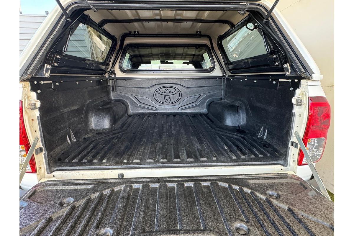 2021 Toyota Hilux SR GUN126R 4X4 image 18
