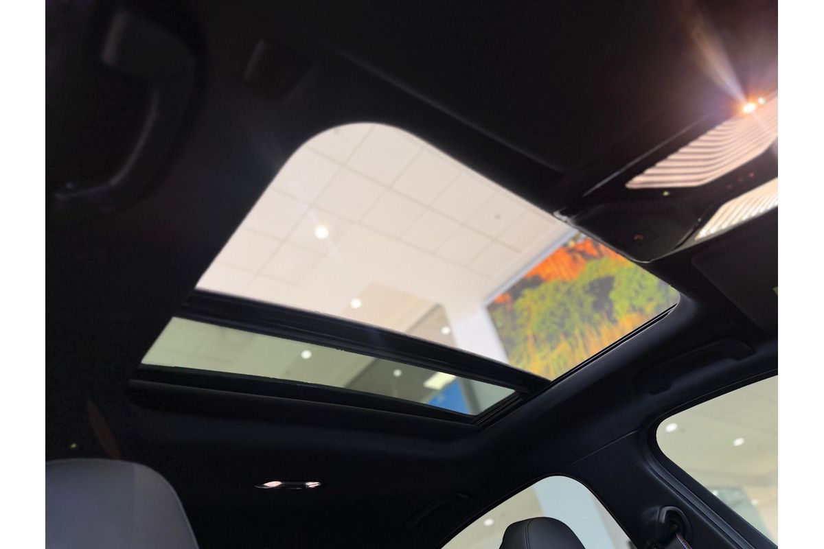 2025 BMW 3 Series 330i M Sport G20 LCI II