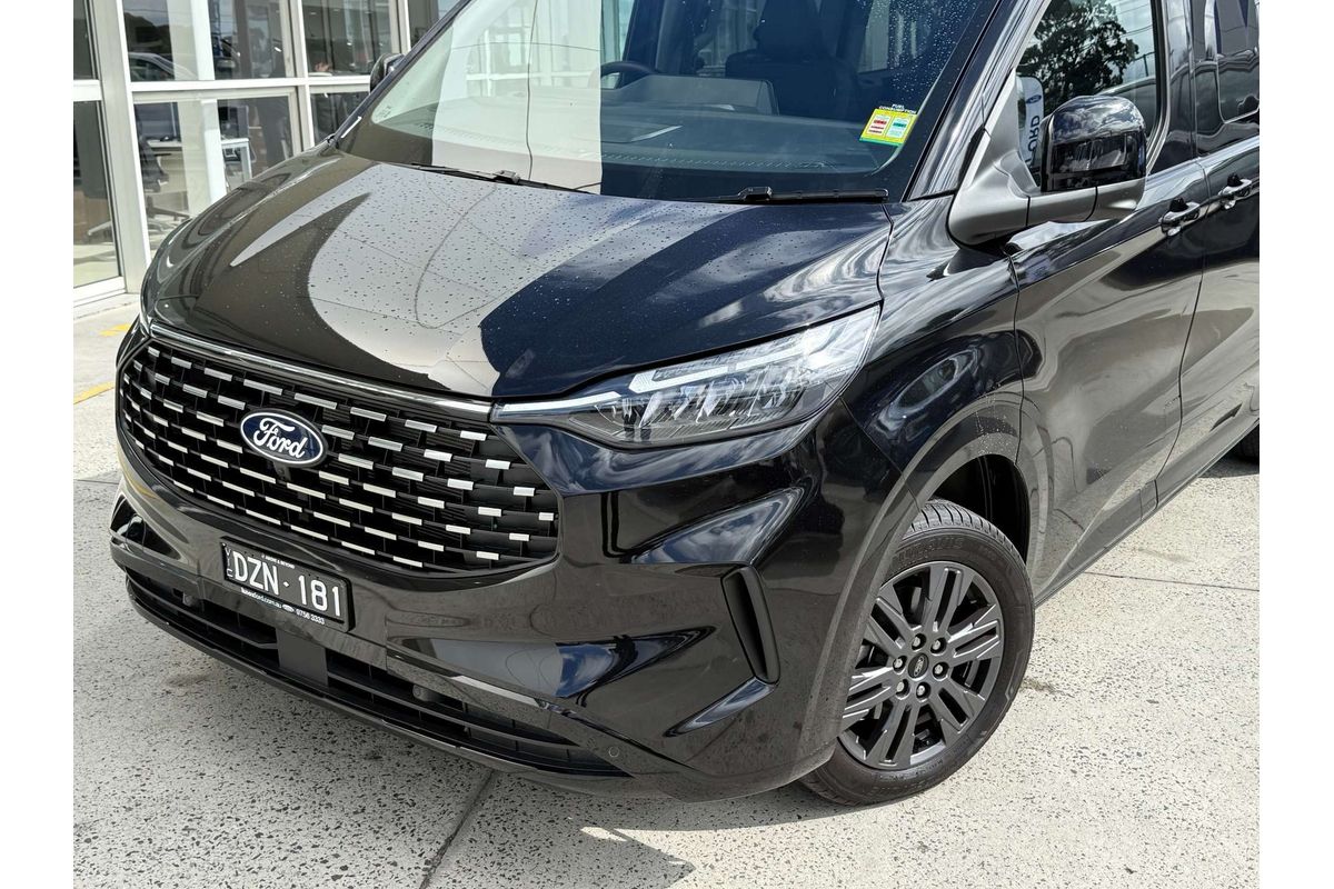 2025 Ford Tourneo Titanium X AV SWB