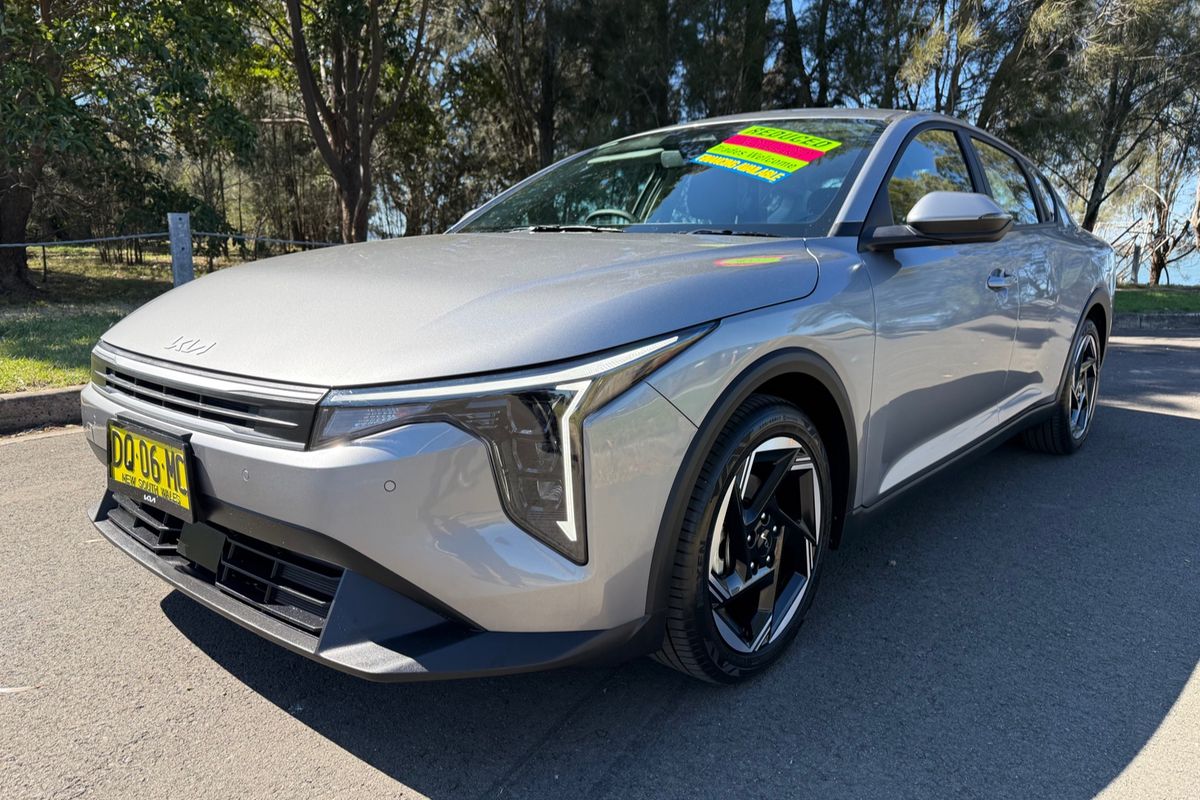 2024 Kia K4 Sport CL4m