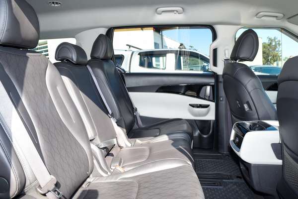 2023 Kia Carnival SLi KA4 thumb-8
