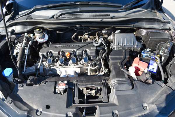 2016 Honda HR-V VTi thumb-7
